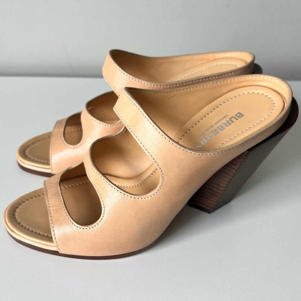 Burberry Cut-out Detail Leather Mules - Picture 10 of 14